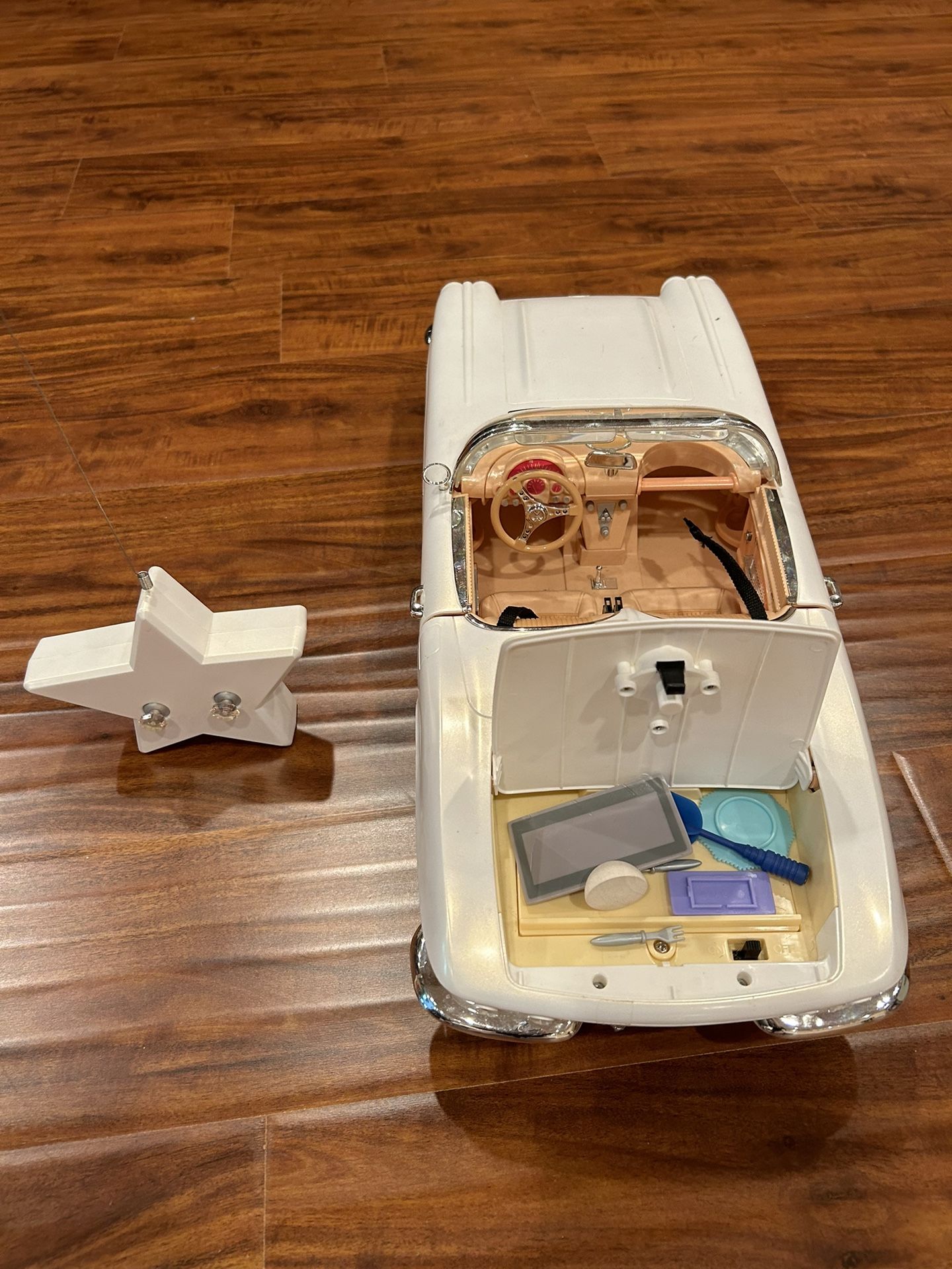 Barbie Convertible Car