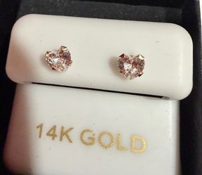 Gold 14k stud earrings