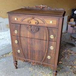 Vintage Early 1900 Dresser