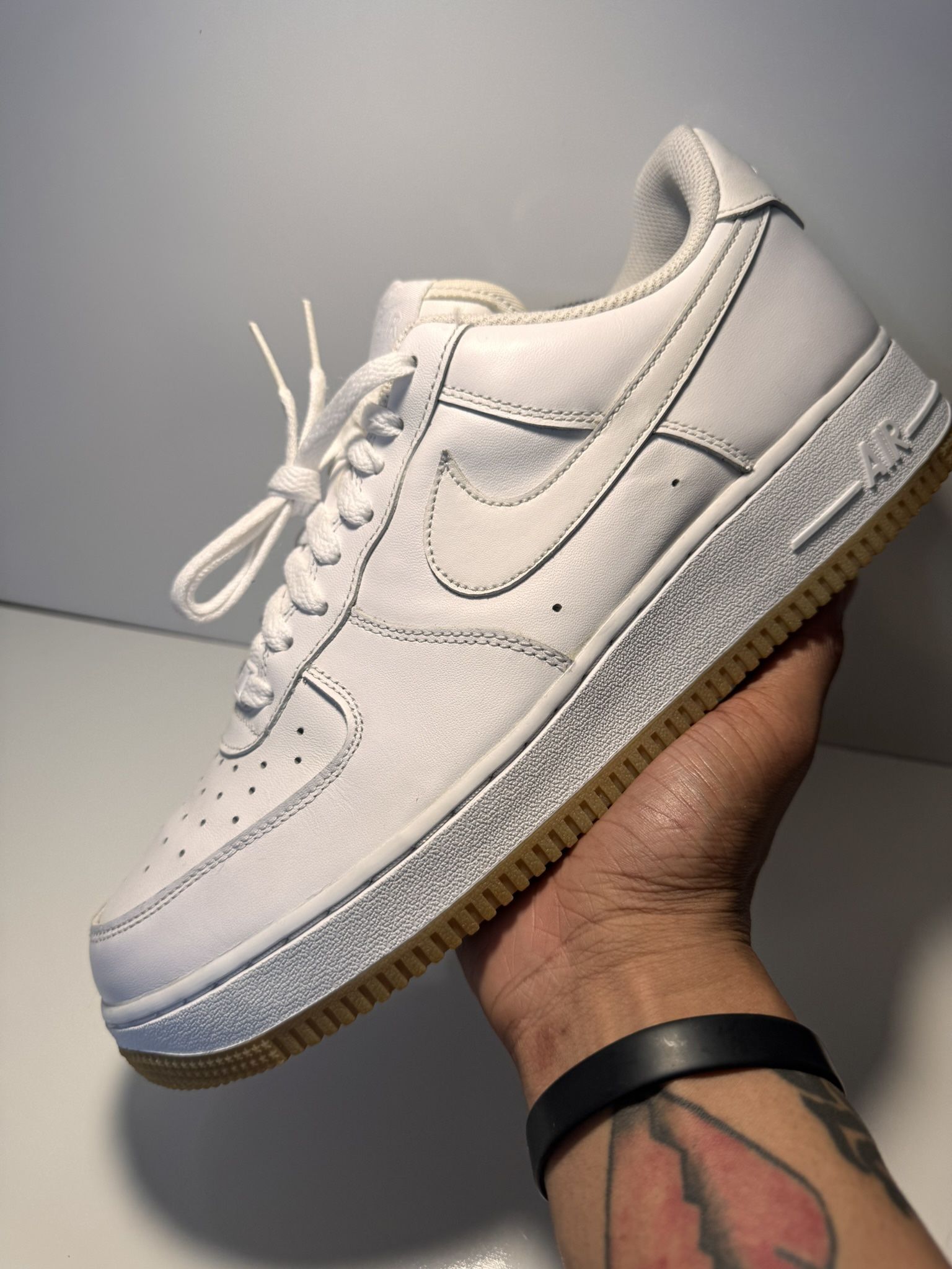 Air Force 1 07’ “White Gum Light Brown” Size 10.5