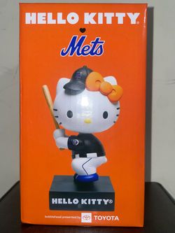 NY Mets Hello Kitty SGA 26’