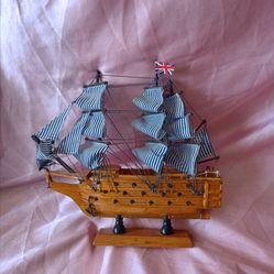 Heritage Tall Ships of the World HMS Victory SH02 9”