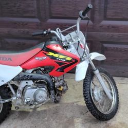 2002 Honda 70 Dirt Bike 