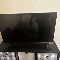 Vizio 32”  TV