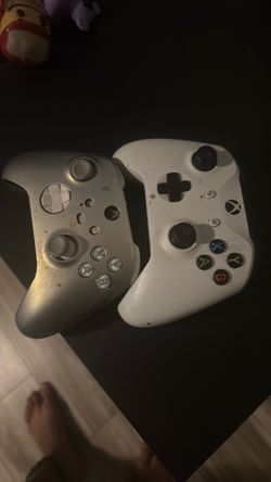 Xbox controllers for parts