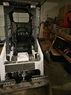 Bobcat S70 Skid Steer