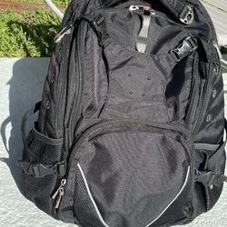 NEW- Swiss Gear Air Flow Backpack