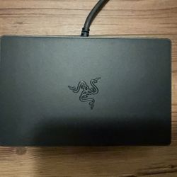 Razer Handheld Dock Chroma