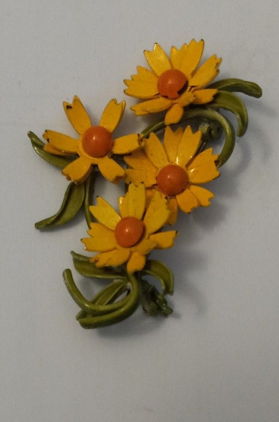Vintage Flower Brooch