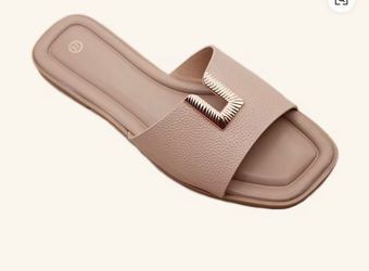Women’s sandals