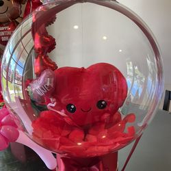 Balloons arrangements for Valentínes Day 