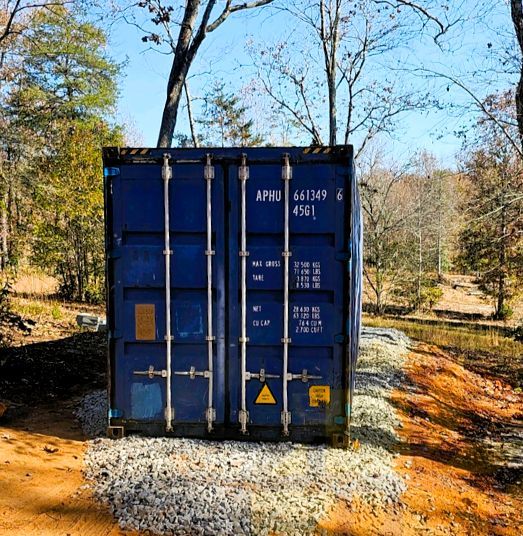 Affordable Storage Containers Available | 20ft & 40ft Shipping Containers | Custom quote by zip code