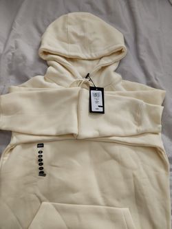 Cream Pull Over