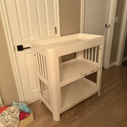 Troll Sun change table 