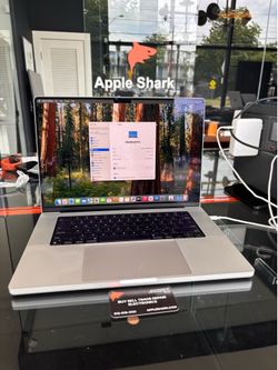 Apple MacBook Pro 16in M1 Pro Chip 32GB RAM 512SSD! 90 day warranty! We offer financing