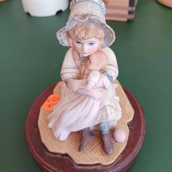 $20.00 Jan Hagara figurine