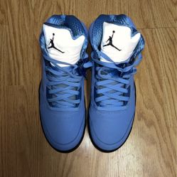 Brand new Jordan 5 Retro SE ‘UNC’With Box