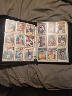 Baseball collection plus 2000 extra cards