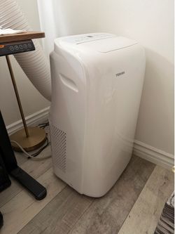Toshiba Portable AC Unit (12,000 BTU) w/ WiFi + Remote Works Great