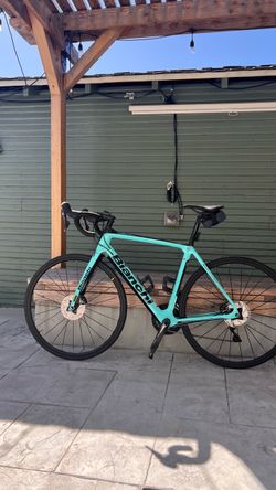 2021 Bianchi Carbon Infinito CV Road Bike