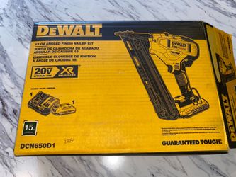 Dewalt 20v 15 gauge angled finish nailer kit