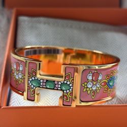 Brand New Authentic Hermes Tropique Clic Clac H Clic Bracelet Gold HW PM Size