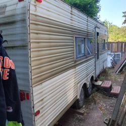 1975 Ideal RT travel trailer 