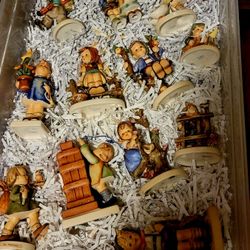 Hummel Figurines LARGE COLLECTION all In Fantastic Shape. 