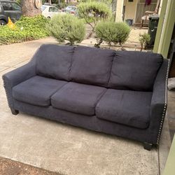Sofa For Free