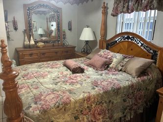 All wood bedroom set including queen size mattress