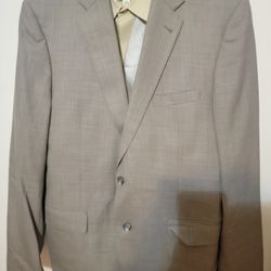 JOS. A. BANK 3 PC SUIT GRAY TIE & LONG SLEEVE 