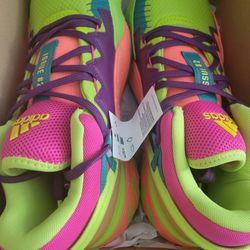 Men Size 8.5 New Adidas