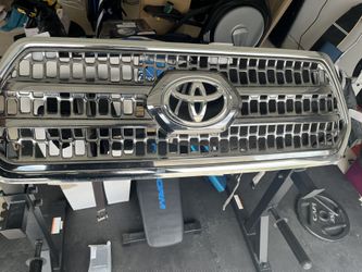 Toyota Tacoma Chrome Grill