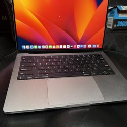 Macbook Pro 16GB M1