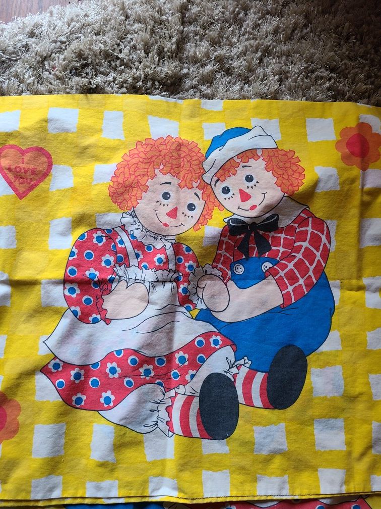 Vintage fitted sheet and pillow case