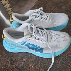 Woman HOKA SHOES SIDE 6.5