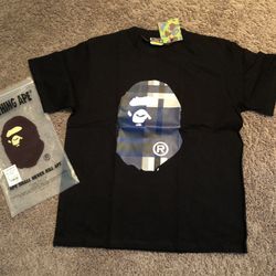 size large n men bape shirt $40