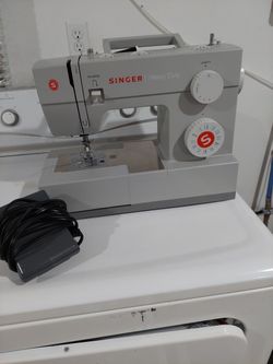 Singer Sewing Machine