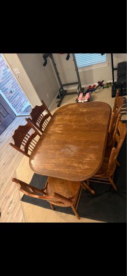 Vintage Wood Dining Table & 5 Chairs