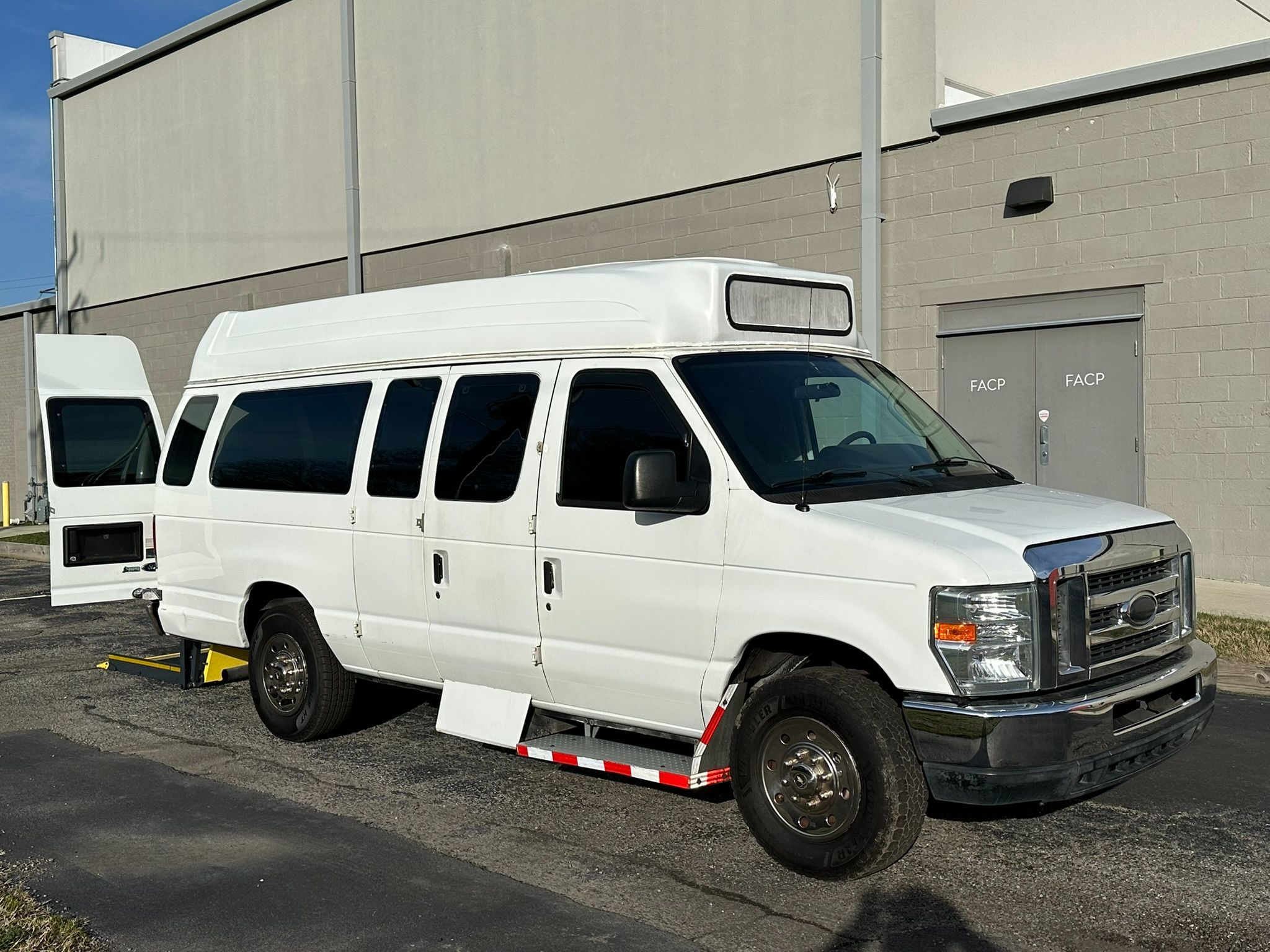 2014 Ford E-250