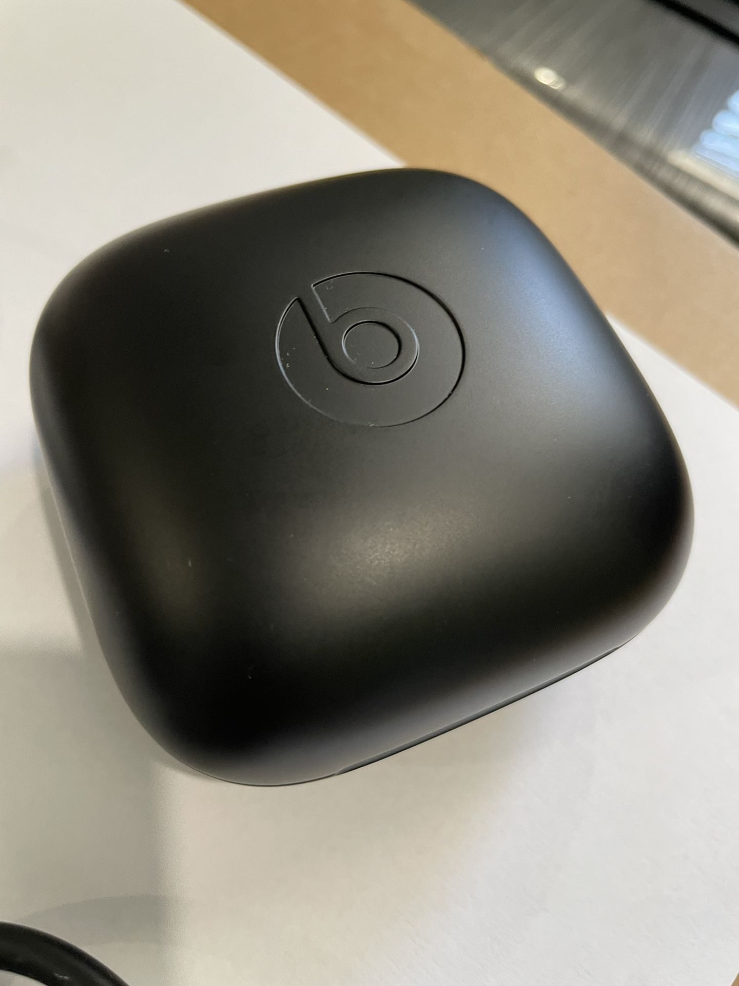 Powerbeats Pro Wireless Earbuds - Apple H1 Headphone Chip, Class 1 Bluetooth Headphones, 9 Hours of Listening Time, Sweat Resistant, Built-in Micropho