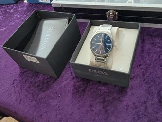 Exquisite Bulova Men's Watch with Blue Dial
