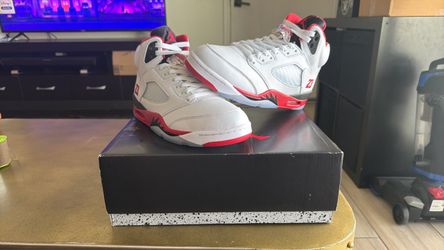 Nike Air Jordan 5 Retro Fire Red Size 10