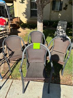 Perfect Condition Set of 4 Outdoor Chairs