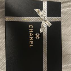 Chanel gift set