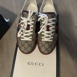 Gucci Shoes