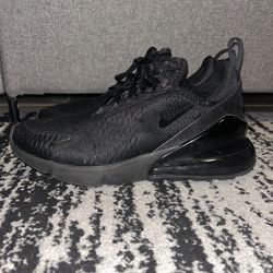 Nike Air Max 270