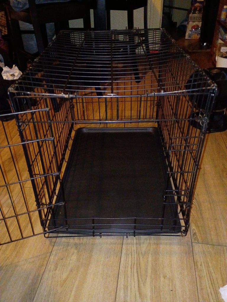 Medium Size Dog Crate 