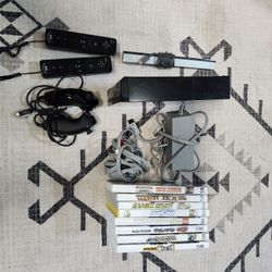 Black Wii Bundle + 8 games 
