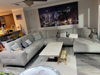 Sectional sofa